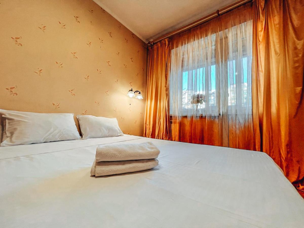 Apartments Near The Exhibition Centre Kiev Extérieur photo